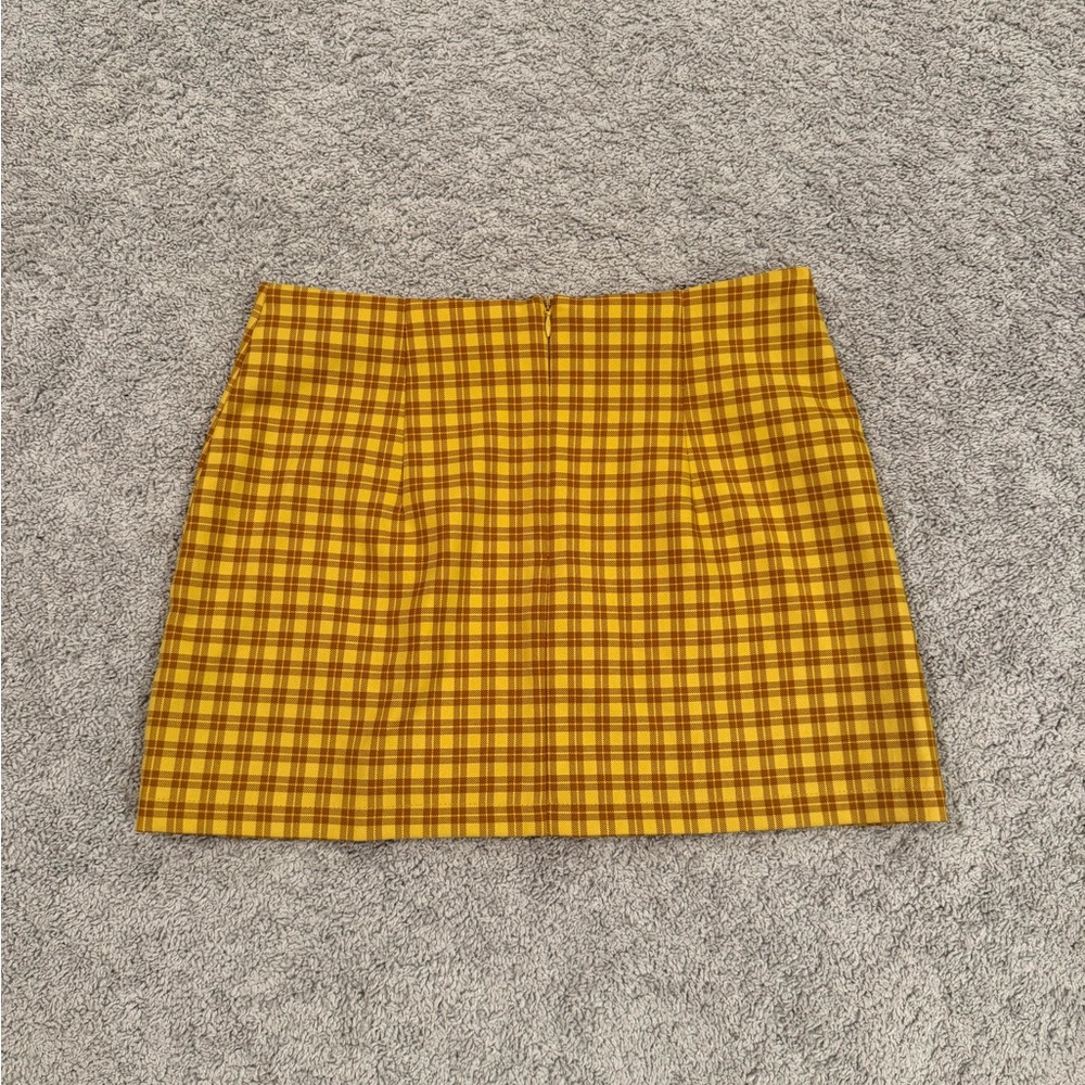 Mini Checkered Skirt (Yellow) - Picture 2 of 3